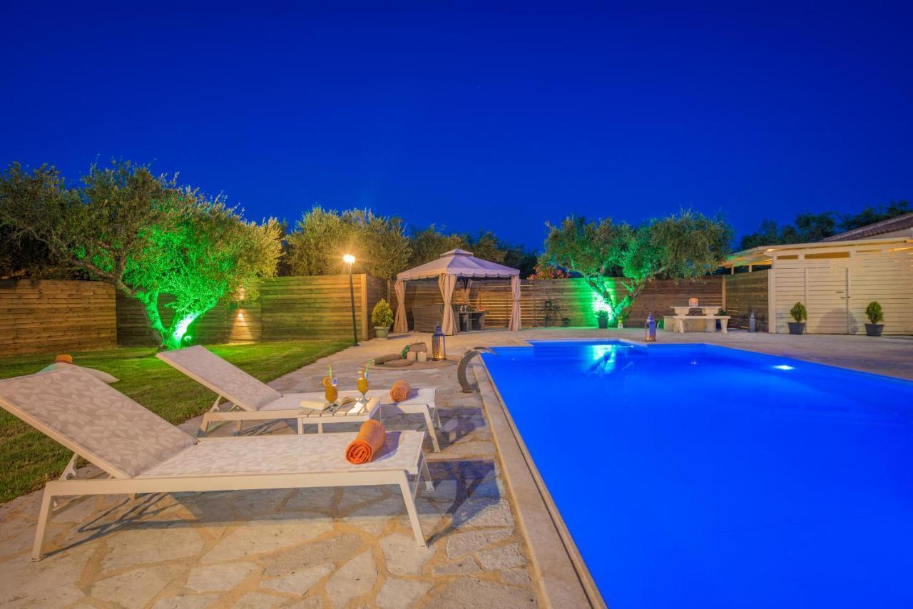 Eleni'S Family Villa Laganas Exterior photo