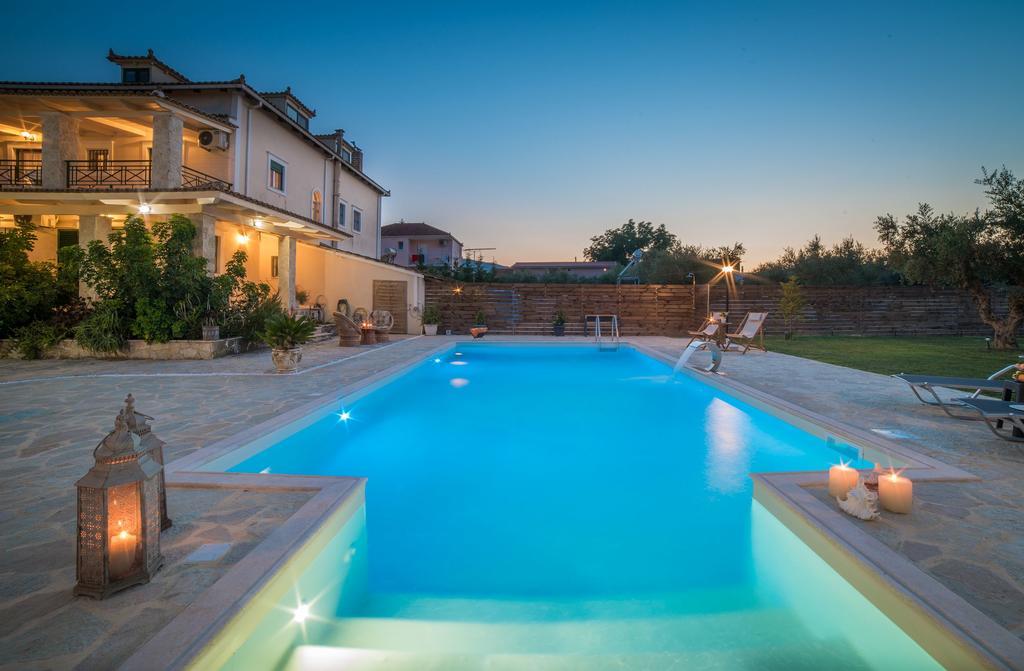 Eleni'S Family Villa Laganas Exterior photo